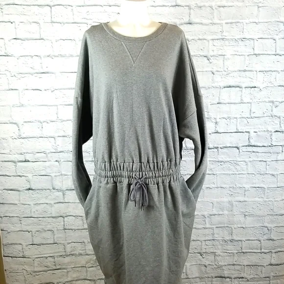 Sweatshirt Dress - Picture 2 of 11